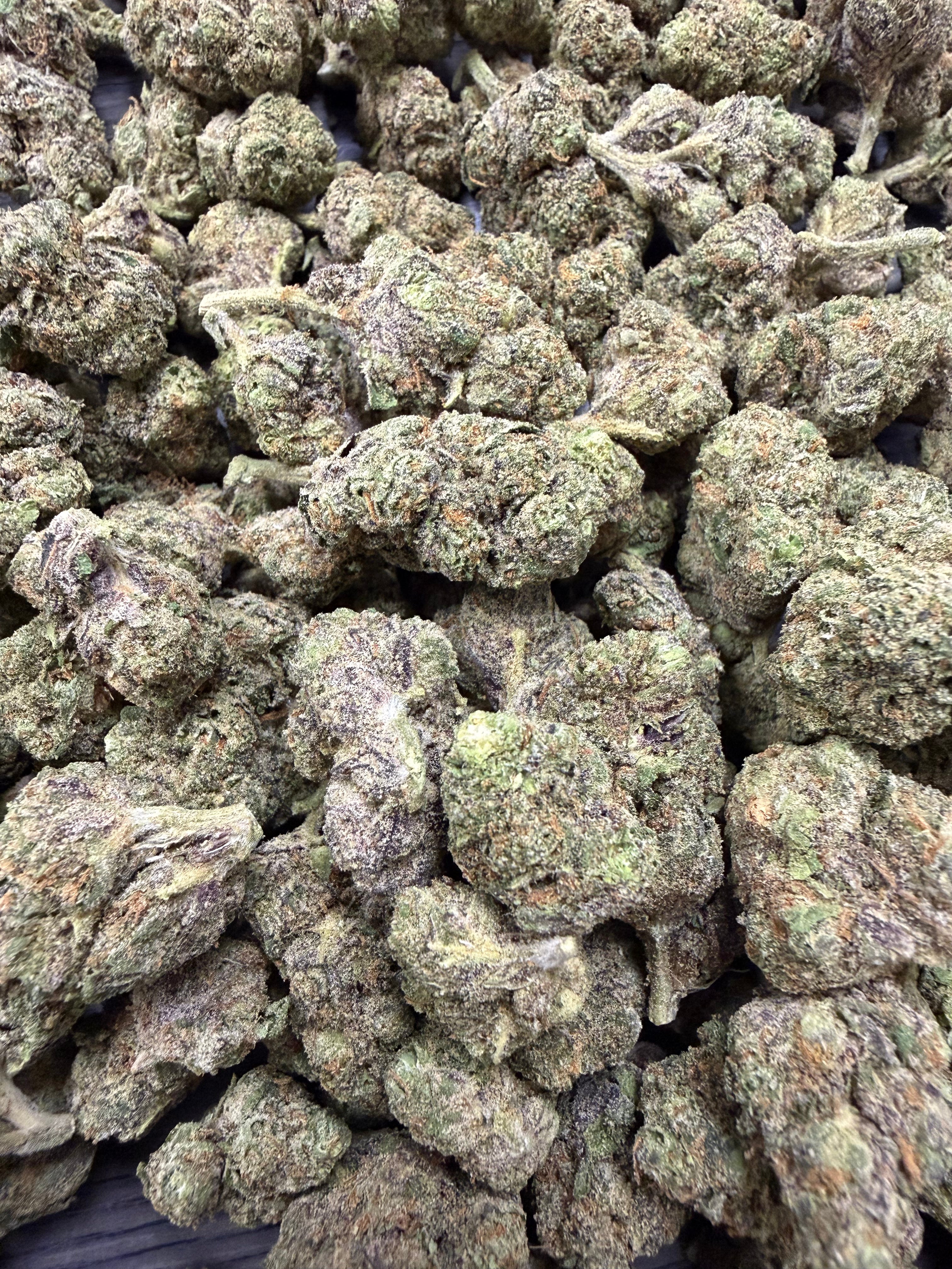 Royal Runts Exotic THCa Flower